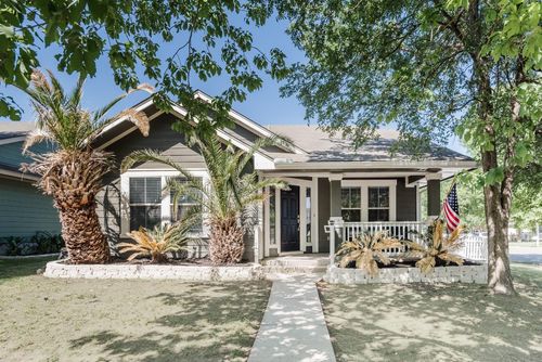 692 Scheel, Kyle, TX, 78640-5432 | Card Image