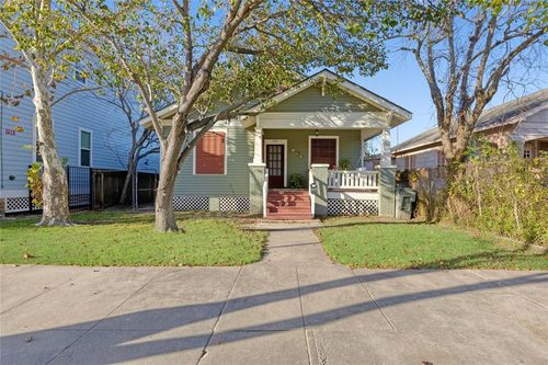 3806 Avenue R, Galveston, TX, 77550 | Card Image