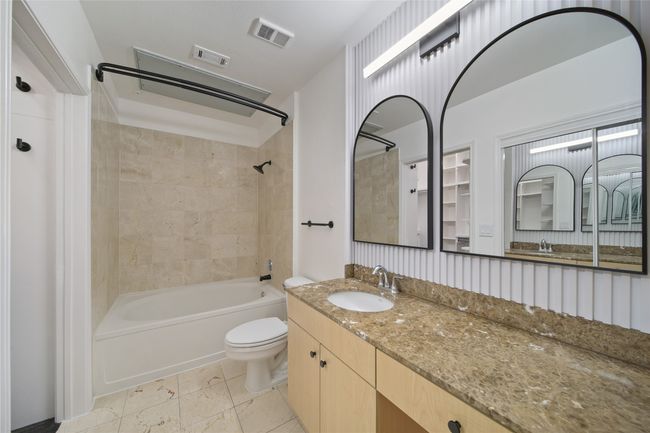 APT-320 - 3225 Turtle Creek Blvd, Condo with 2 bedrooms, 2 bathrooms and null parking in Dallas TX | Image 10
