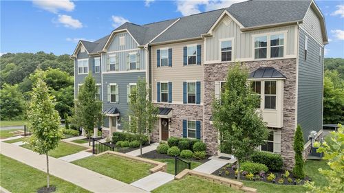 483 Fairmont Dr, Wexford, PA, 15090-1319 | Card Image