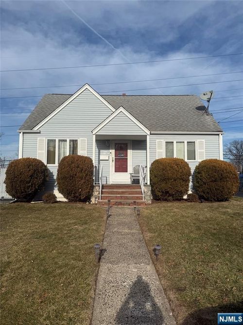 62 Sycamore Dr, Belleville, NJ, 07109-1924 | Card Image