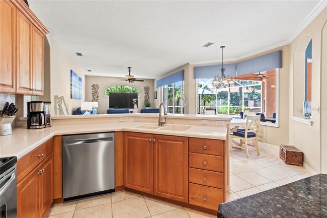 866 Oak Briar Ln, House other with 4 bedrooms, 2 bathrooms and null parking in OSPREY FL | Image 8