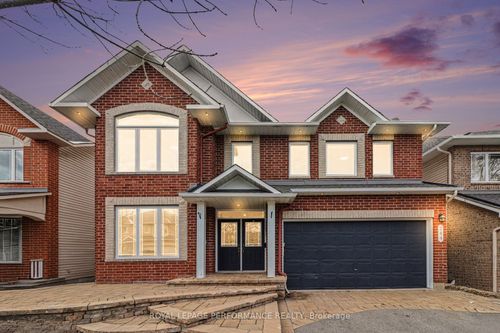744 Larcastle Cir, Orléans, ON, K4A4Z2 | Card Image