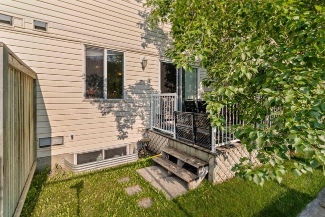 64 Citadel Meadow Gdns Nw, Townhouse with 3 bedrooms, 3 bathrooms and 2 parking in Calgary AB | Image 24