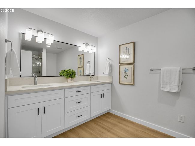 1111 Sw Linneman Ave, House other with 5 bedrooms, 3 bathrooms and 3 parking in Gresham OR | Image 28