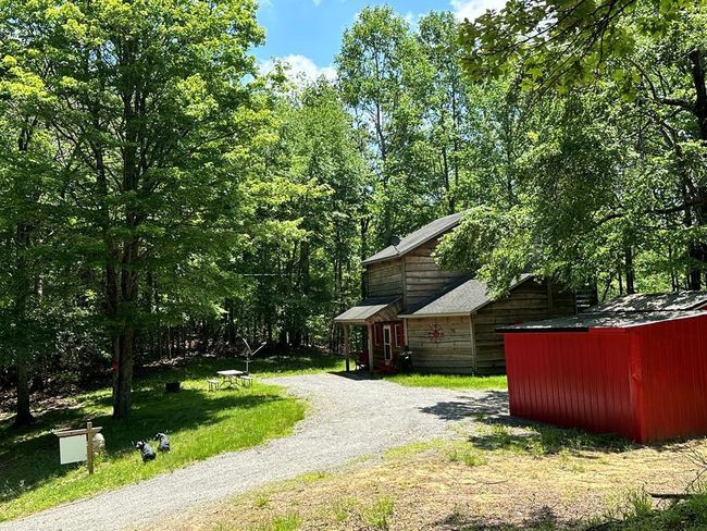 151 Powhatan Trl, House other with 3 bedrooms, 2 bathrooms and null parking in Fancy Gap VA | Image 4
