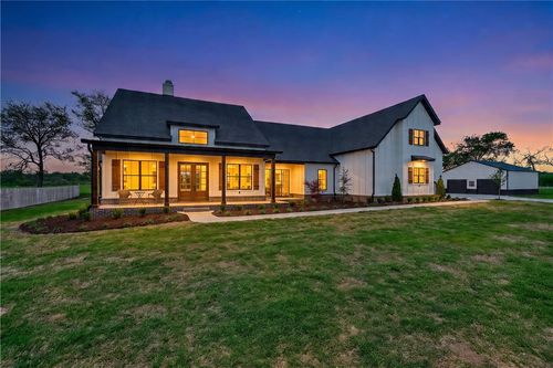 17649 Bryant Blvd, Springdale, AR, 72764-5069 | Card Image