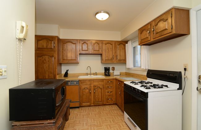 850 N Norman Ln, House other with 3 bedrooms, 2 bathrooms and null parking in Wheeling IL | Image 4