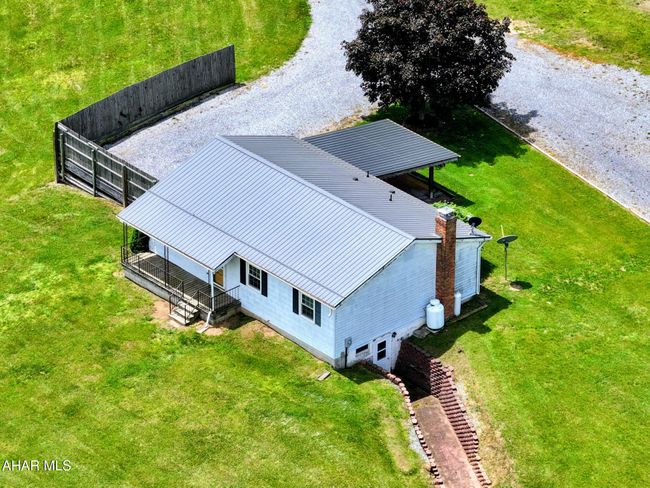 151 Rio Grande Rd, House other with 3 bedrooms, 2 bathrooms and null parking in Clearville PA | Image 4