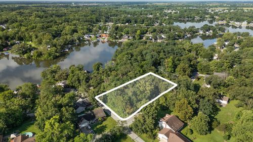 1020 N Lakeview Dr, Lowell, IN, 46356 | Card Image