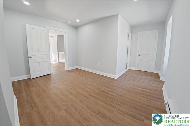 827 W Linden St, Condo with 11 bedrooms, 8 bathrooms and 3 parking in Allentown PA | Image 20