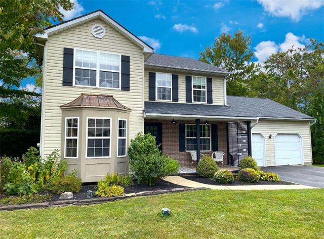 Walnut Ln, Coopersburg, PA 18036