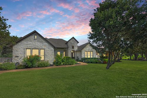 948 Woodland Oaks, New Braunfels, TX, 78132-4684 | Card Image