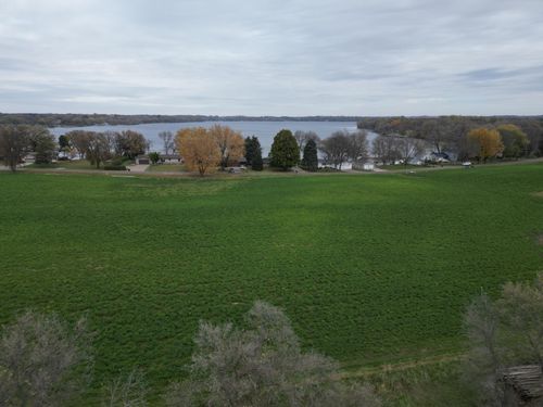 XXXX 47th Ave Ne, Willmar, MN, 56201 | Card Image