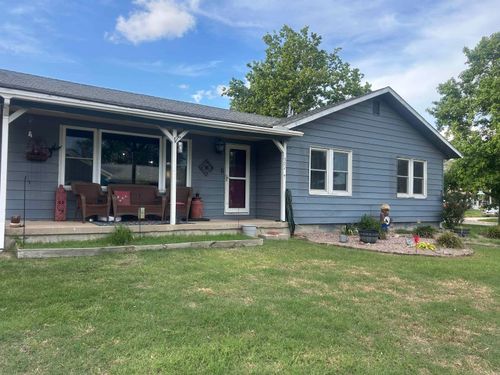 902 N Poplar, Wellington, KS, 67152 | Card Image