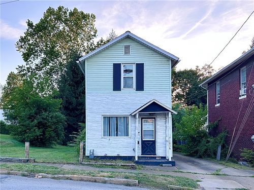 1816 Moravia St, New Castle, PA, 16101-5628 | Card Image