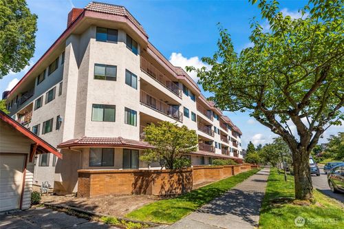 unit-403-909 N I St, Tacoma, WA, 98403-2136 | Card Image