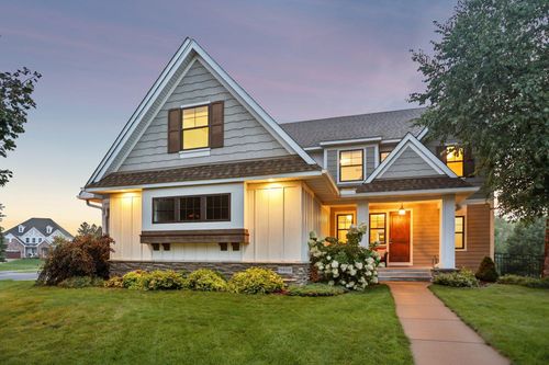 9850 Rainier Ct, Eden Prairie, MN, 55347-2700 | Card Image