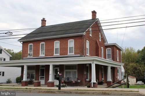 310 Monroe St, DENVER, PA, 17517-9150 | Card Image