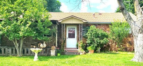 108 W Olney St, Chouteau, OK, 74337-3272 | Card Image