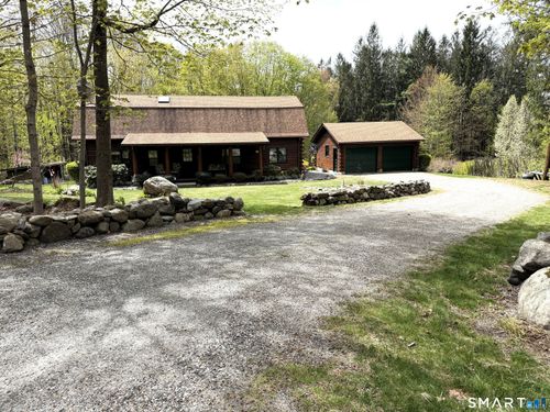 176 Mill St, Riverton, CT, 06065-1204 | Card Image