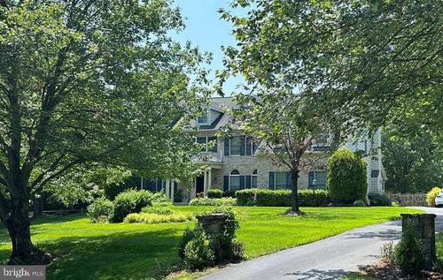 10 Grey Pebble Ct, DARNESTOWN, MD, 20874-3235 | Card Image