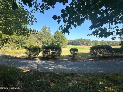 19 Granger Dr, Pinehurst, NC, 28374-8853 | Card Image