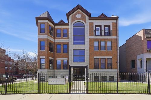 1s-4956 S Champlain Ave, Chicago, IL, 60615-2547 | Card Image