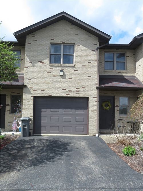 118 Meadowview Dr, Connoquenessing Twp, PA, 16053 | Card Image