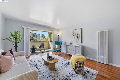 23-1510 E St, Hayward, CA, 94541 | Card Image