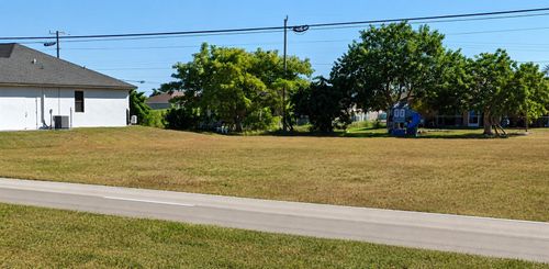 1804 Kismet Pkwy W, Cape Coral, FL, 33993-3873 | Card Image