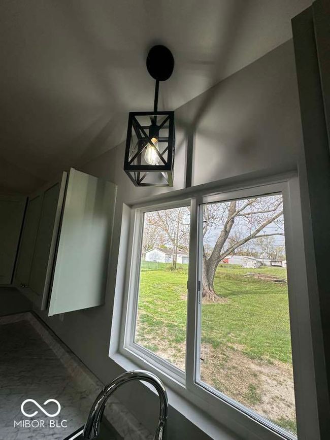 Lighting above the kitchen sink | Image 27