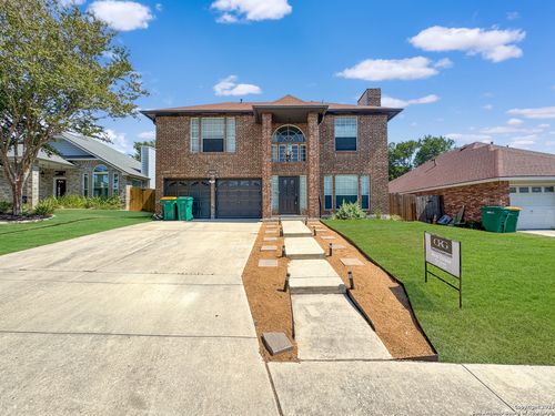 8223 Manderly Pl, Converse, TX, 78109-3210 | Card Image