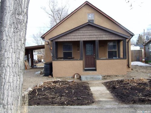 679 Maharg Ave, Burstall, SK, S0N0E5 | Card Image
