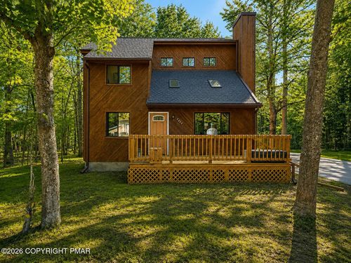 7277 Long Pine Dr, Tobyhanna, PA, 18466-3536 | Card Image