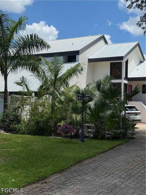 15793 San Antonio Ct, FORT MYERS, FL, 33908-2444 | Card Image
