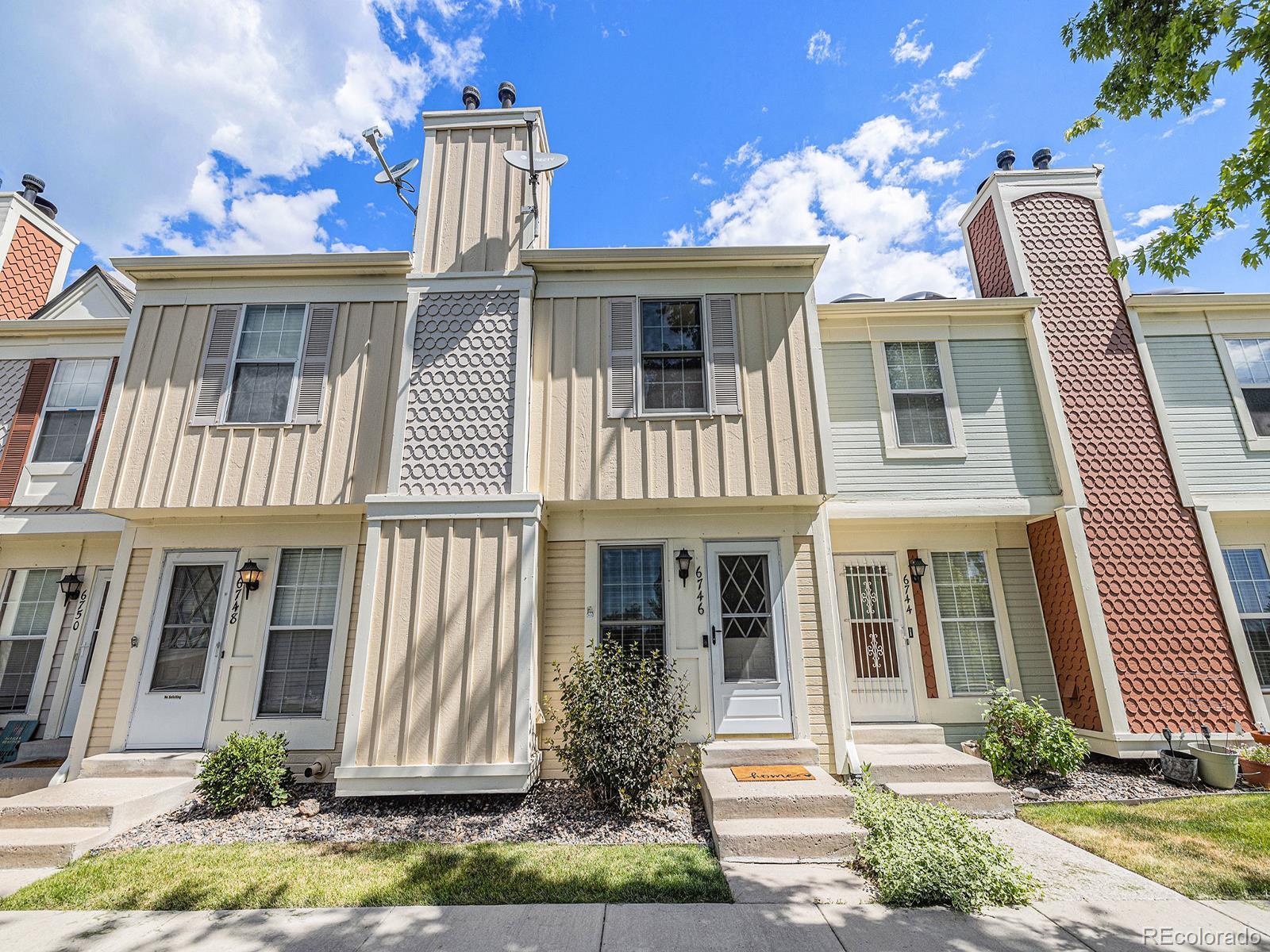 Independence St, Littleton, CO 80128