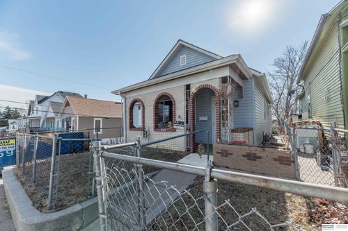 2111 J St, Omaha, NE, 68107-2039 | Card Image