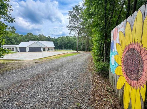 305 County Road 1145, Atlanta, TX, 75551 | Card Image