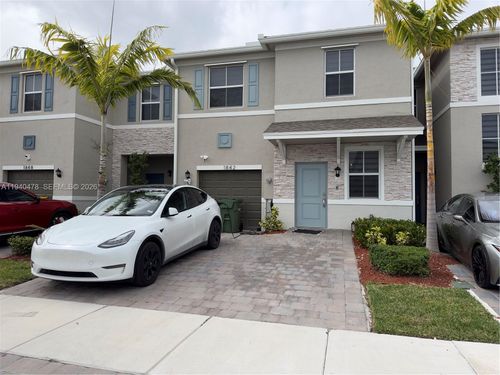 1842-1842 Se 7th Ter, Homestead, FL, 33034-5677 | Card Image