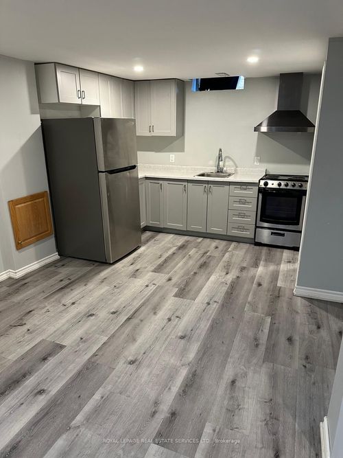 bsmnt-665 Cowan Cir, Pickering, ON, L1W3K6 | Card Image
