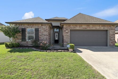 225 Cottage Way, Thibodaux, LA, 70301-3950 | Card Image