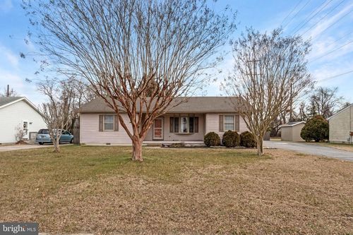 749 Hurley Park Dr, SEAFORD, DE, 19973-1319 | Card Image