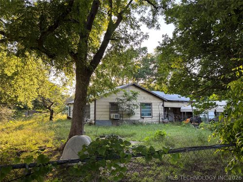 507 Church St, Hendrix, OK, 74741-4112 | Card Image