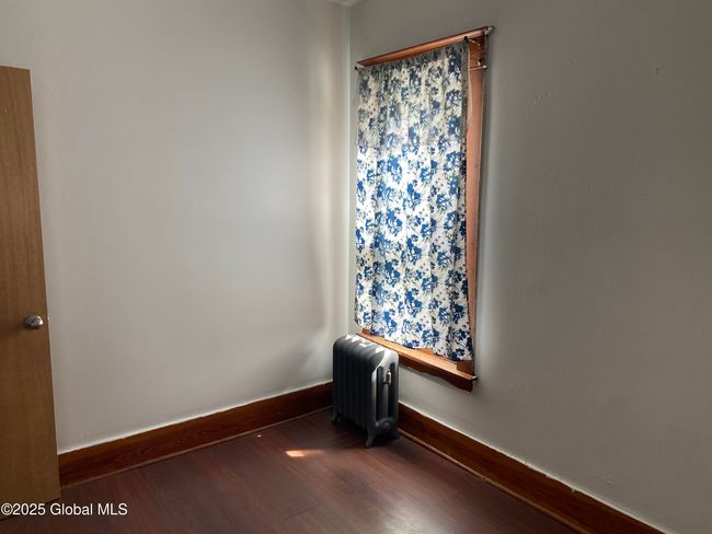 1320 8 Th Ave, Condo with 2 bedrooms, 1 bathrooms and 2 parking in Schenectady NY | Image 9