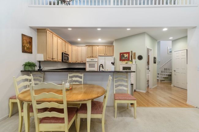 731 E Bluff Ct, Condo with 3 bedrooms, 4 bathrooms and null parking in Rochester Hills MI | Image 16