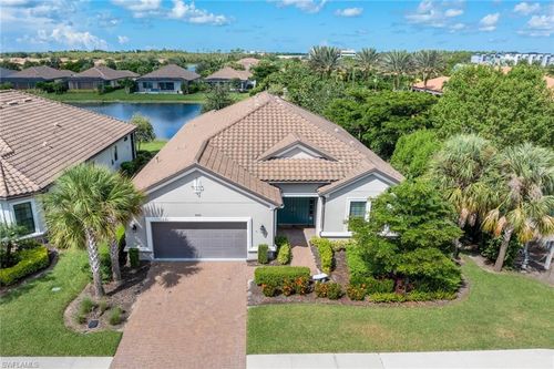 8482 Viale Cir, NAPLES, FL, 34114 | Card Image