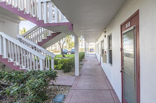 213 Fanshaw F, Boca Raton, FL, 33434-3087 | Card Image
