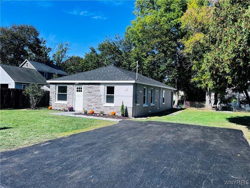 107 Tucker Ave, East Syracuse, NY, 13057-2033 | Card Image