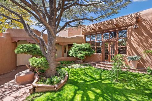 17 Tano W, Santa Fe, NM, 87506-7509 | Card Image